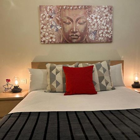 Apartamento Suite Torre Alta Parking Gratis Seville Exterior photo